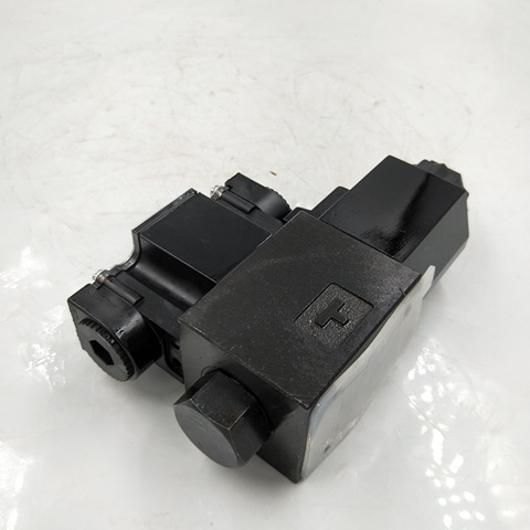 DSG-01-3C2-A110 Hydraulic Directional Control Valve