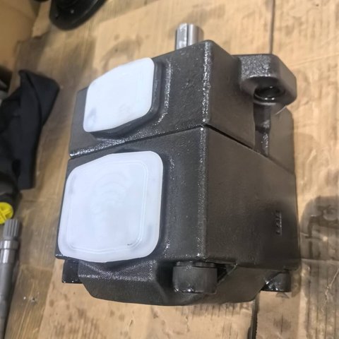 PV2R3-66-F-1-R-A Hydraulic Vane Pump