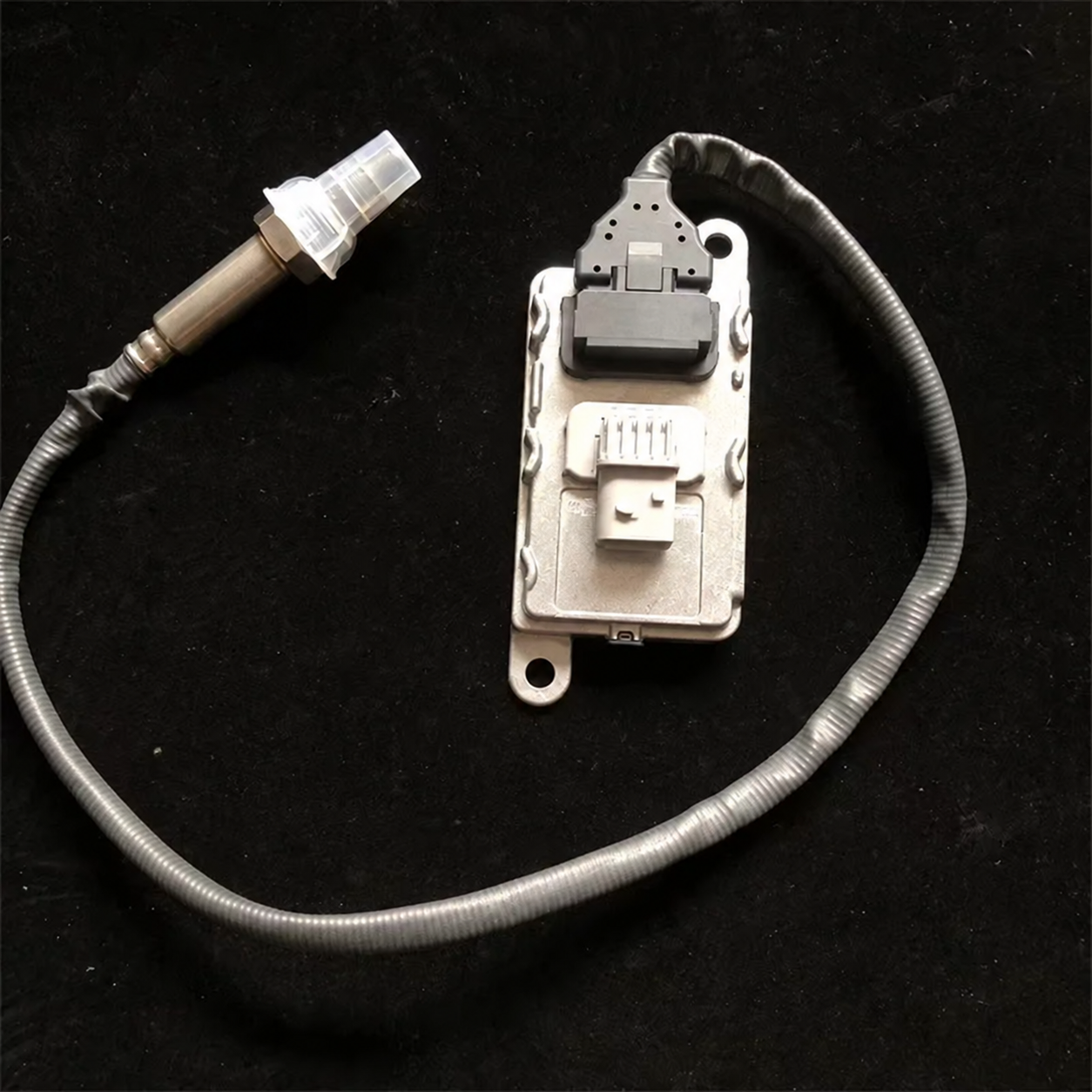 Construction Machinery Spare Parts NOx Sensor 600-816-2720 for SAA6D107-3A Engine PC210-10 PC240-11 for Komatsu