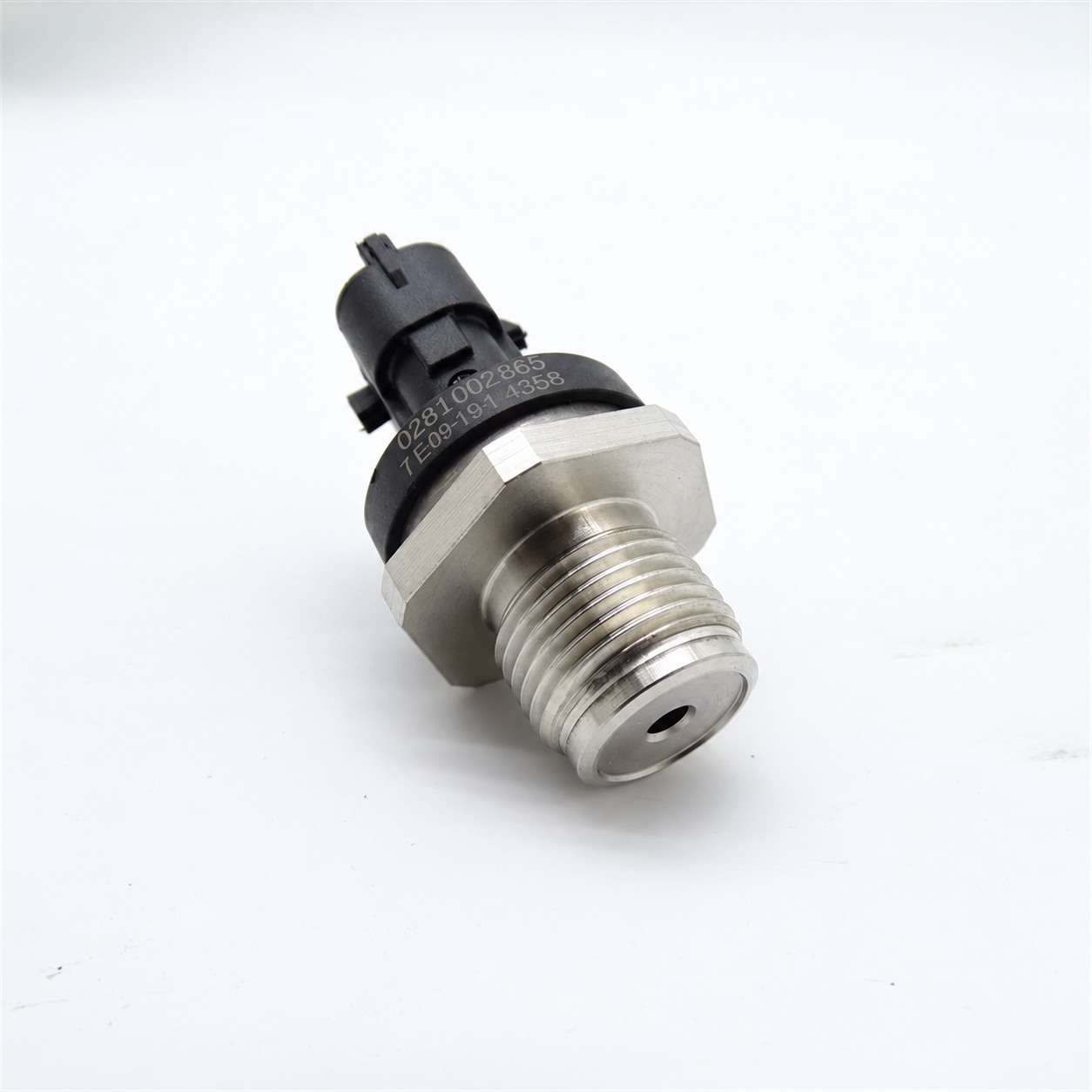 0281002865 314004A010 Fuel Metering Solenoid Valve Quantity Control Valve for Common
