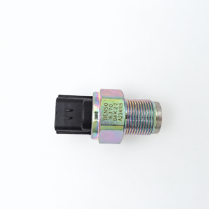 499000-6370 Common Rail Fuel Pressure Sensor 3 Pin for Isuzu