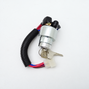 34670-31824 Tractor Ignition Switch 12V 4 Terminal L2900 L3010 L3240 L3300 L3410 L3430 L3600 L4200 Engine Parts for Kubota