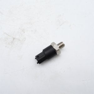 0281002527 Fuel Rail High Pressure Sensor for S60 S80 V70 XC70 I II 2.4