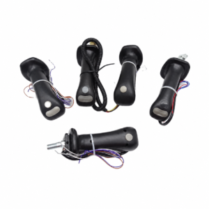 Excavator Joystick Handle Controller DH225-9 DH300-7 DX260 SY75 LG685 Rotary Digging Excavator Pilot Valve