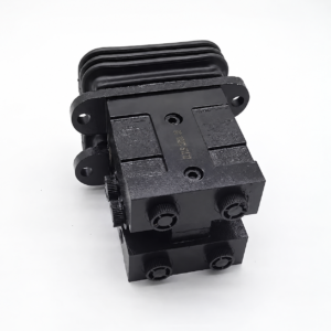 420-00030 Walking Foot Pedal Valve Travel Pilot Pedal 4515047 for Doosan