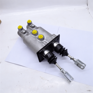 73671156 Brake Booster Master Cylinder Twin Brake Cylinder 87714038 87315873 for Case